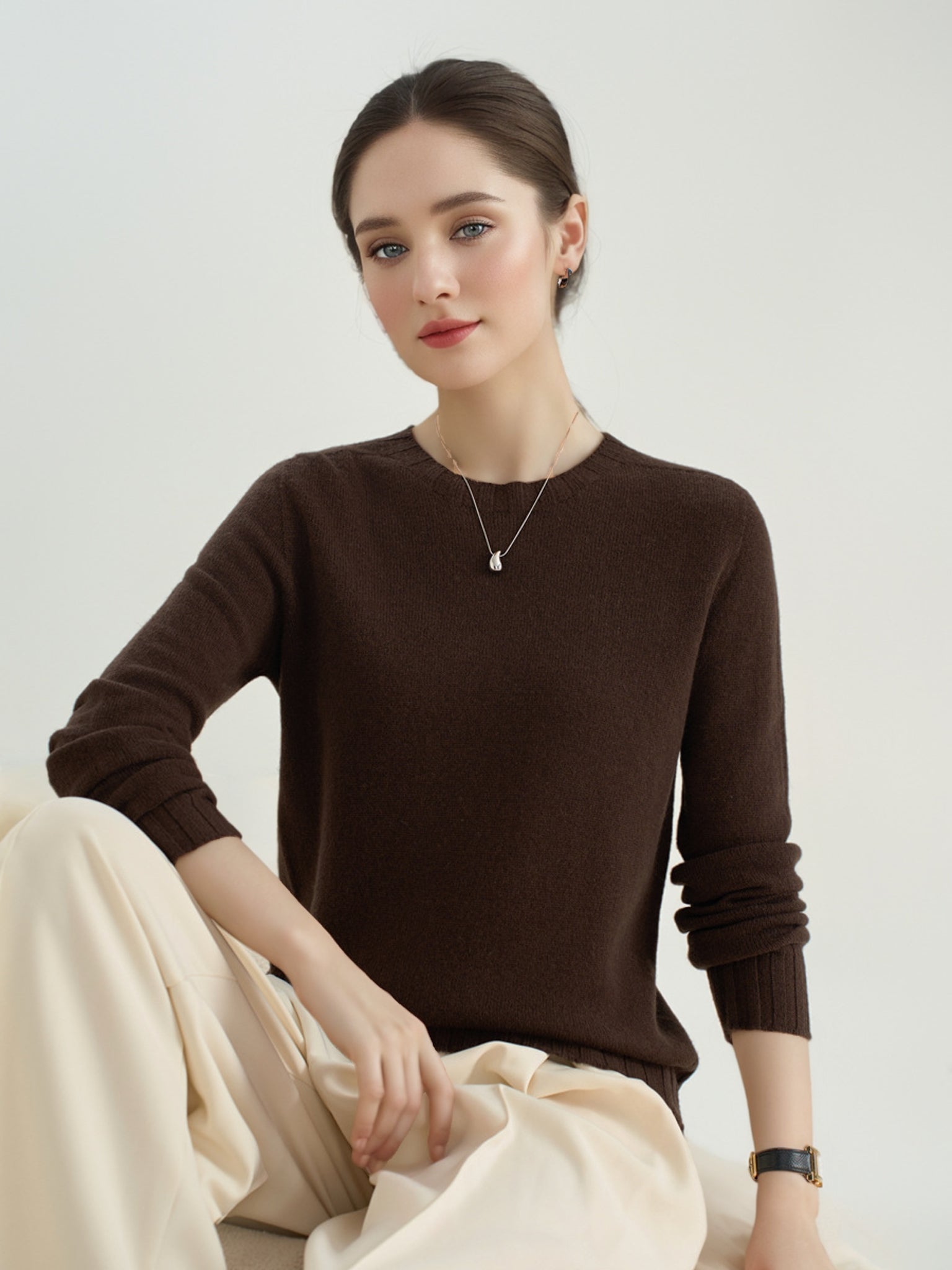 【Upgraded Fabric 】100% Wool Women’s Crew Neck Seamless Knitted Sweater