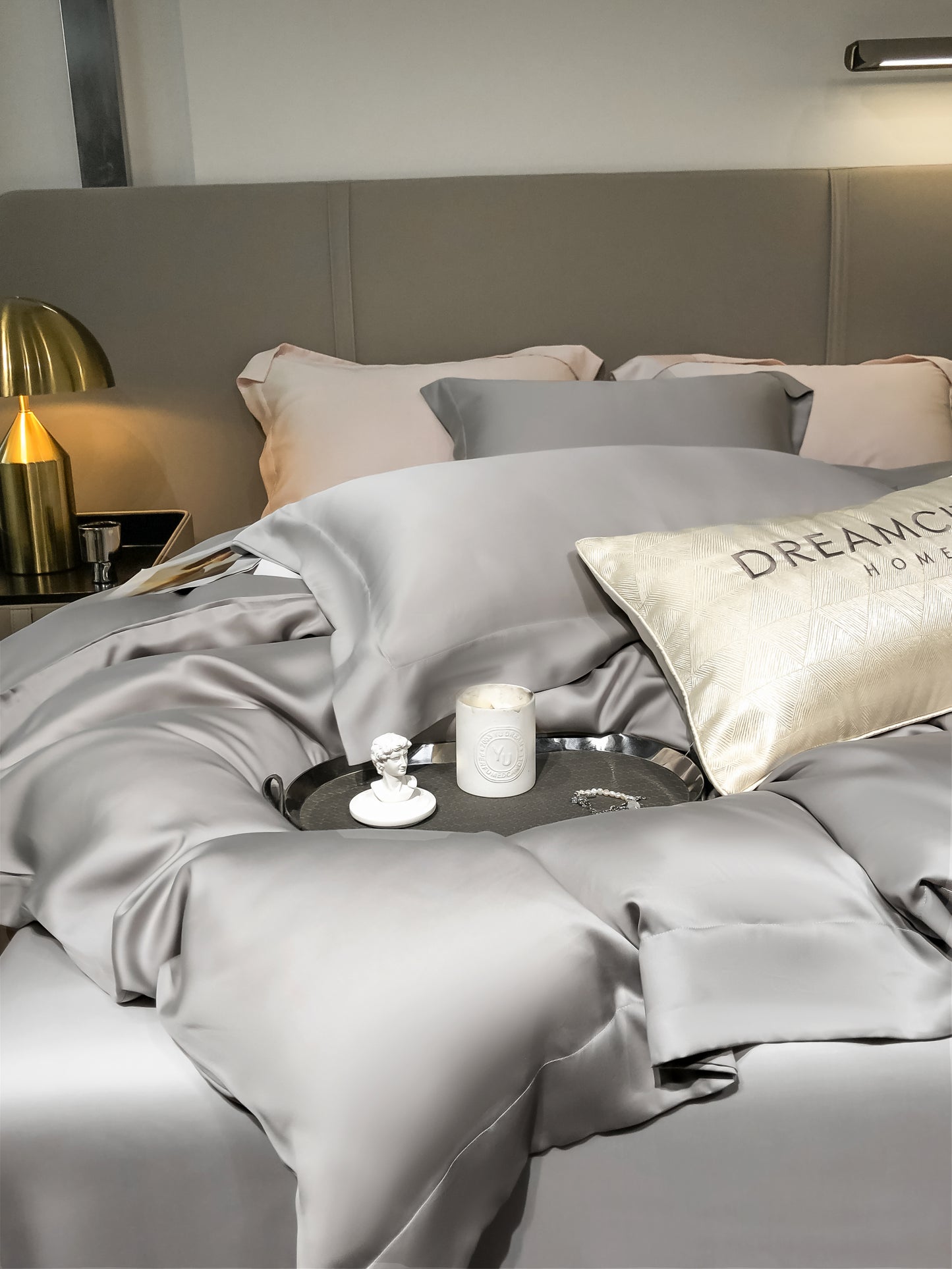 100% Tencel soft and skin-friendly four-piece bed set 06