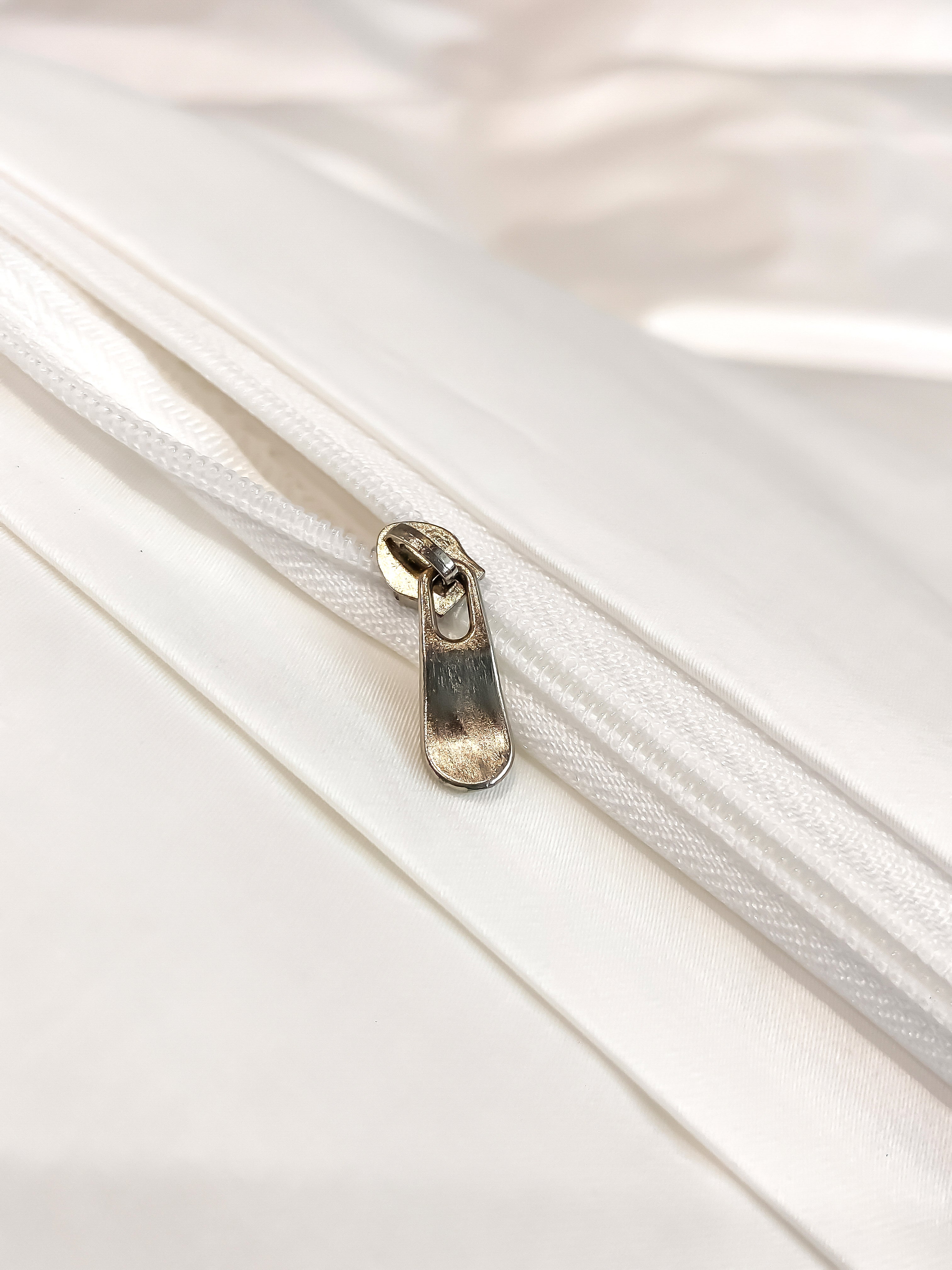 Luxurious and high-end 100-count long-staple cotton four-piece set of pure cotton high-quality bed sheets and quilt covers for sleeping naked——16 White