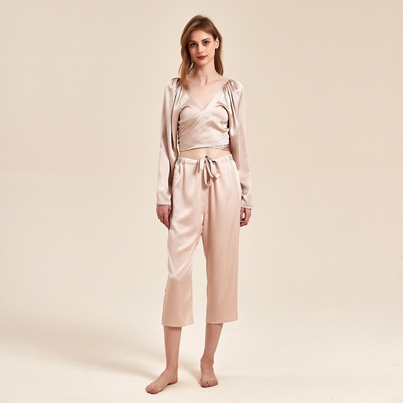 French chic top 2025 new V-neck long-sleeve tie-waist short style high-end satin blouse women's autumn top