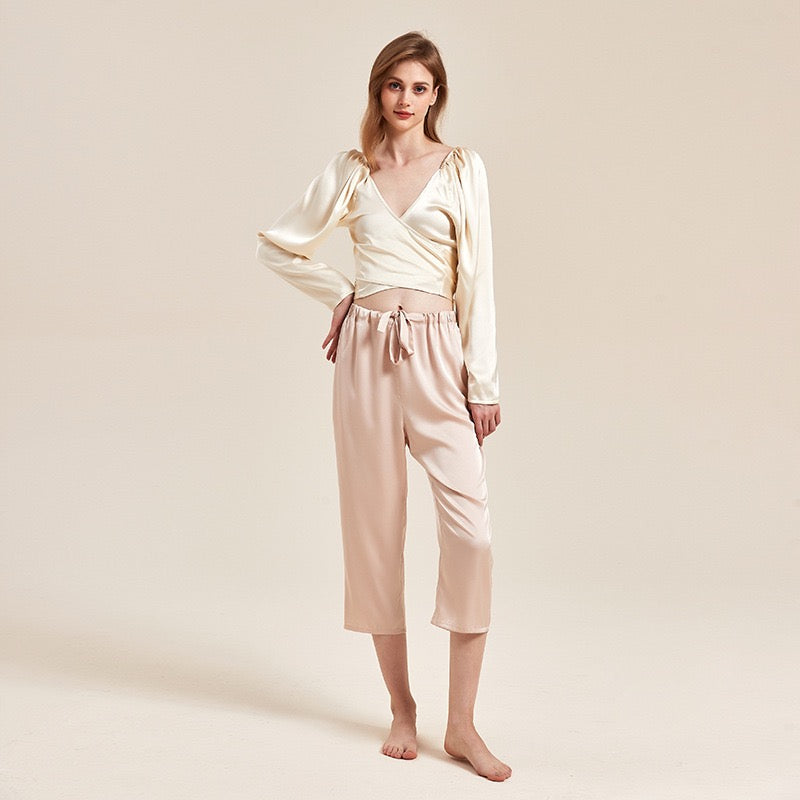 French chic top 2025 new V-neck long-sleeve tie-waist short style high-end satin blouse women's autumn top