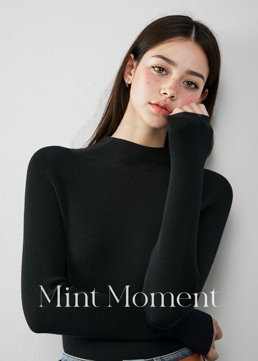 Black label Seamless Knitted Women's Sweater, 100% Wool Base Layer Top 001