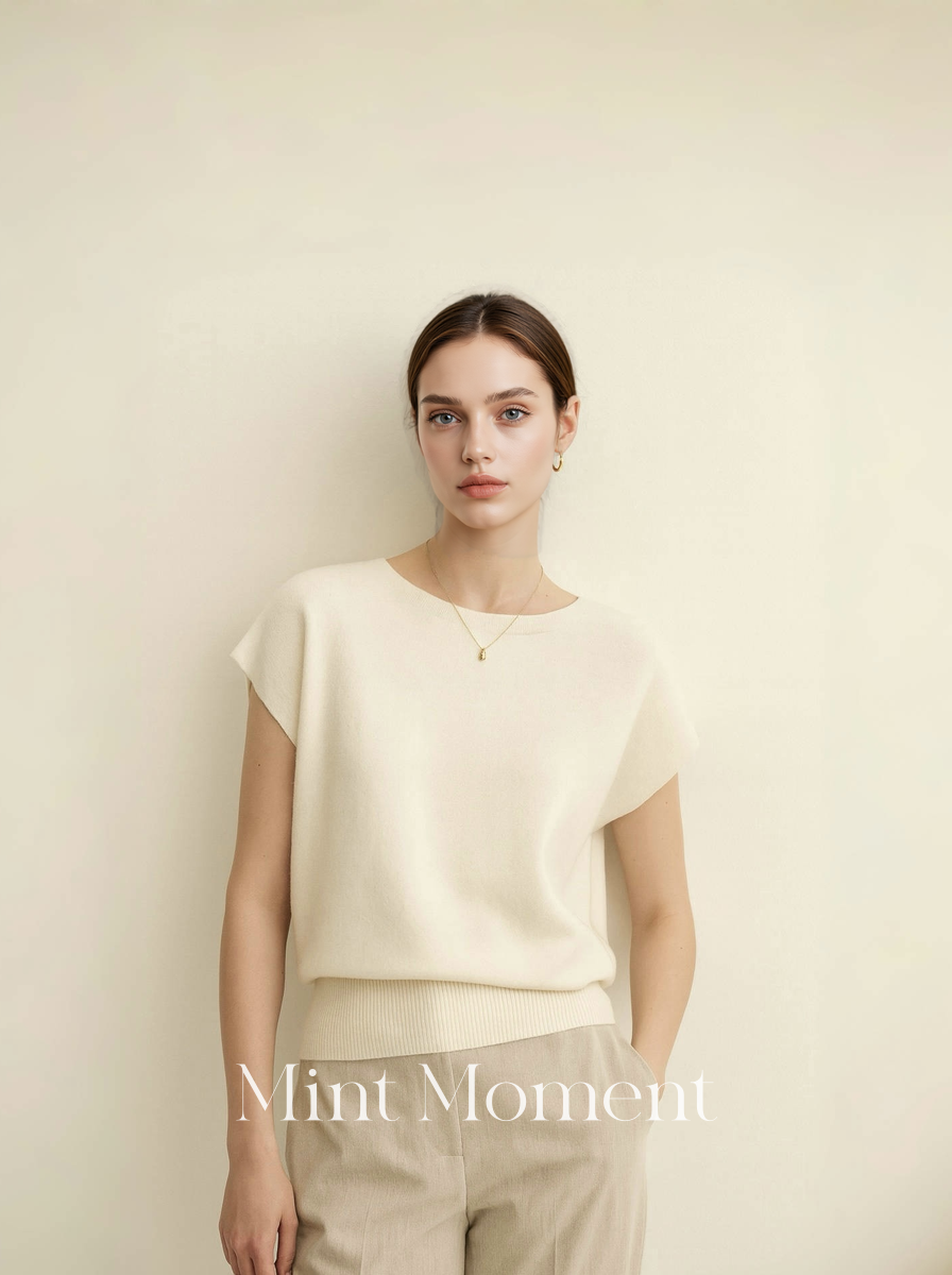 Seamless 100% Pure Wool Dropped Shoulder Sweater, Made from a Single Piece of Fabric 108