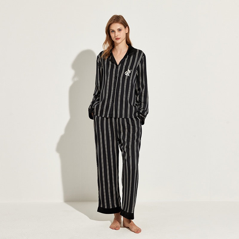 Double-layer Satin fleece-lined Black and White Striped Sleepwear Suit