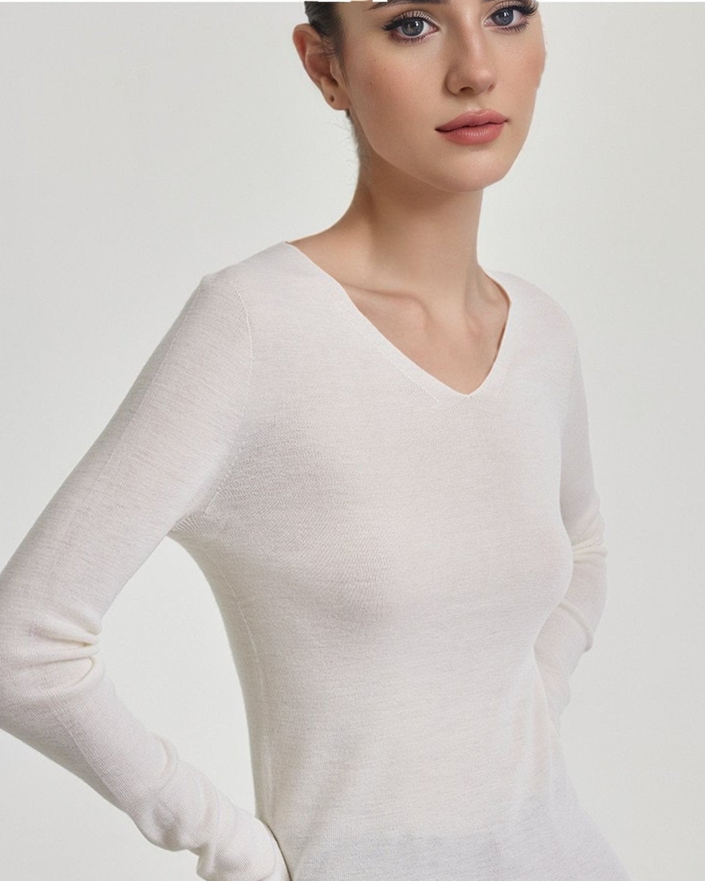 Yangzi Yarn 100% Wool Base Layer Sweater