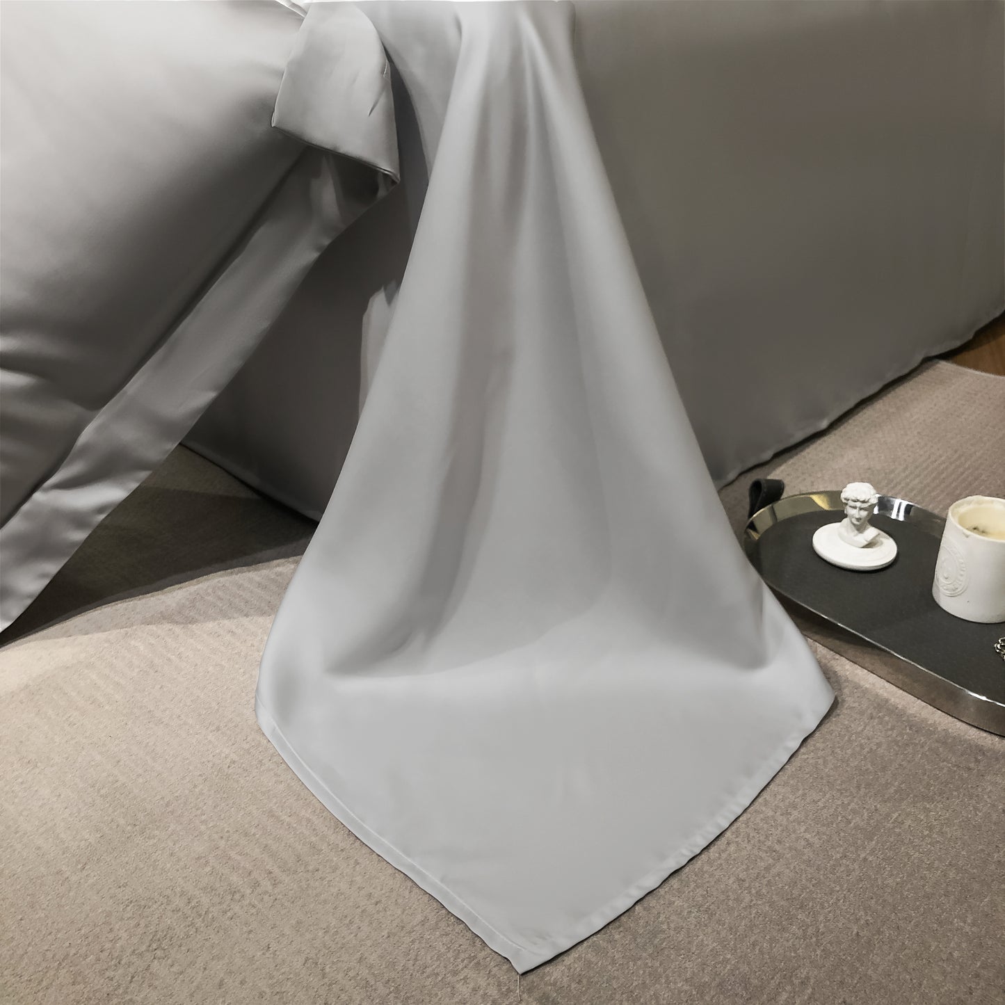 100% Tencel soft and skin-friendly four-piece bed set 06